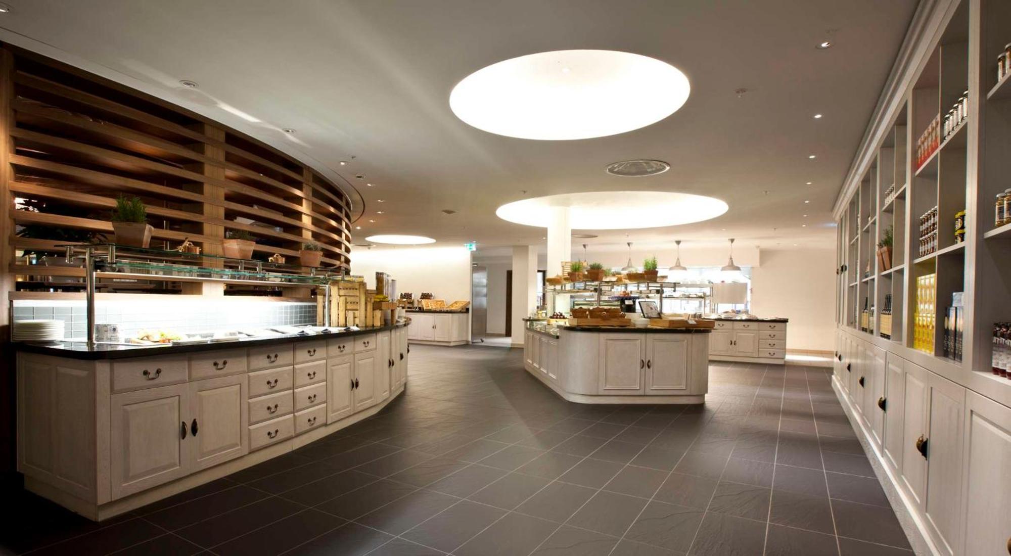 Hotel Hilton London Heathrow Airport Terminal 5 à Hillingdon Extérieur photo